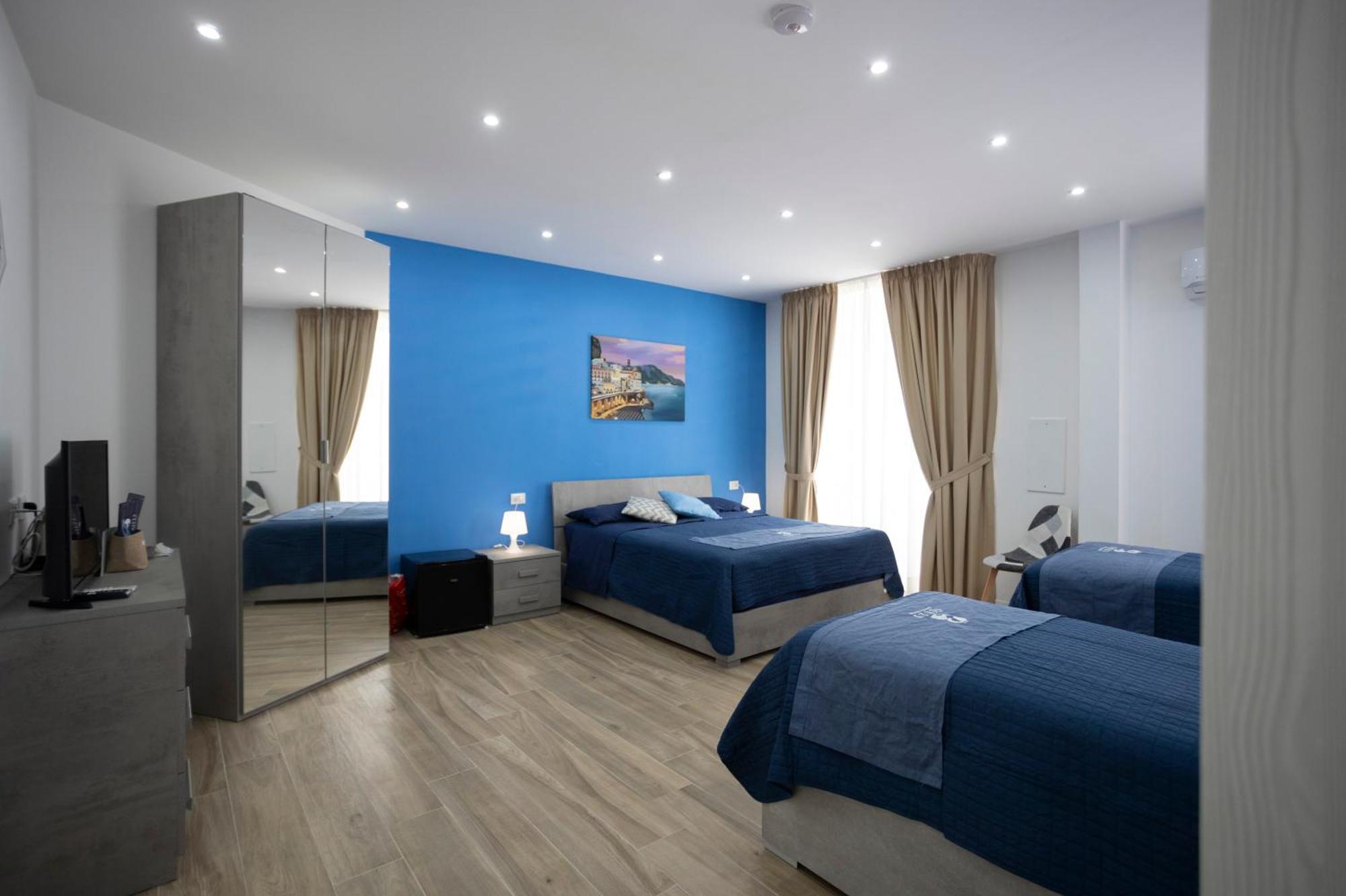 Giuly Suites & Rooms Neapel Exterior foto