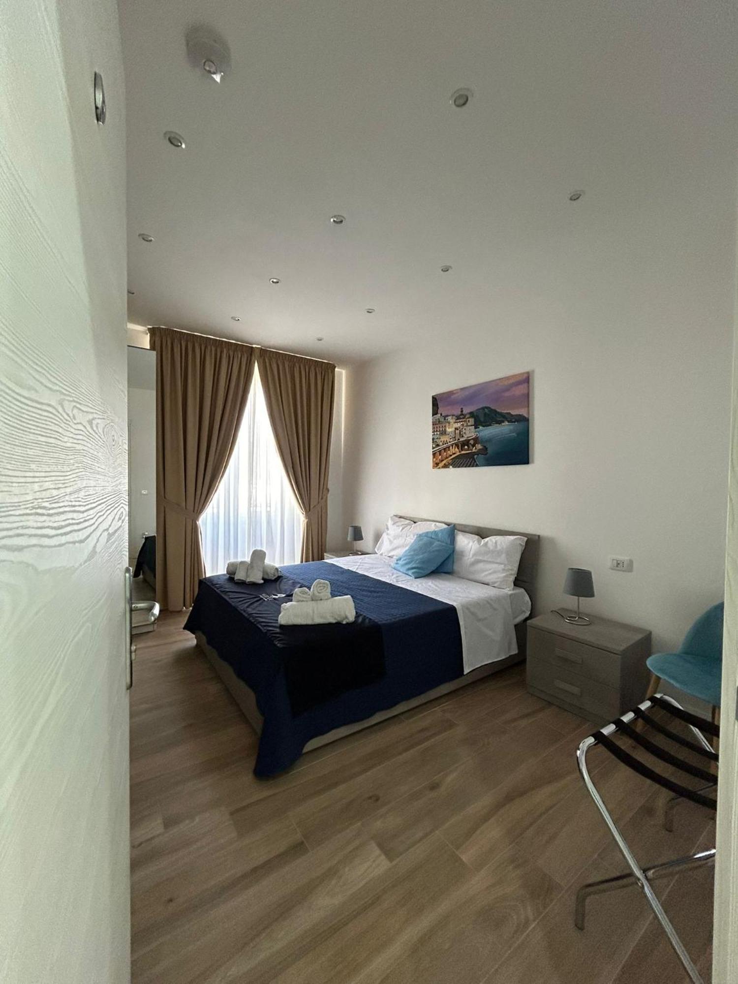 Giuly Suites & Rooms Neapel Exterior foto